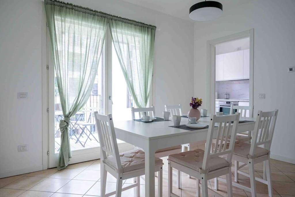 Luminoso Trilocale Affori Centro Apartment Милано Екстериор снимка