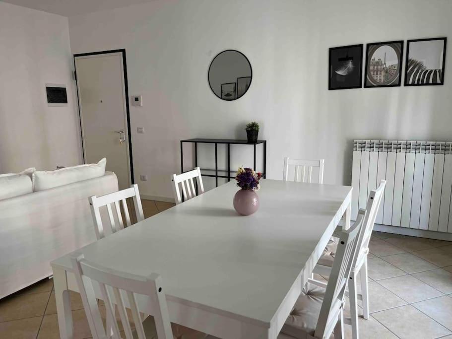 Luminoso Trilocale Affori Centro Apartment Милано Екстериор снимка